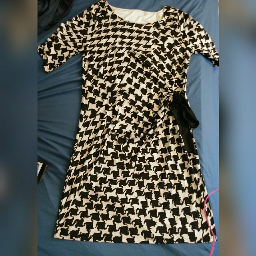 Beautiful houndstooth designed dress